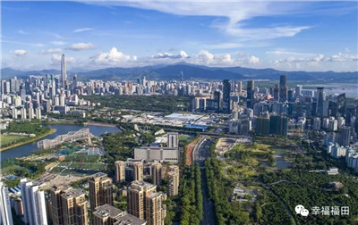 外表气质出众,优雅迷人 外表气质出众,优雅迷人